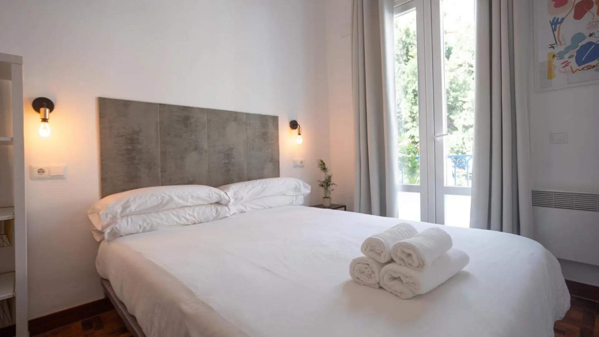 Naim Guest House Malaga Centro スペイン