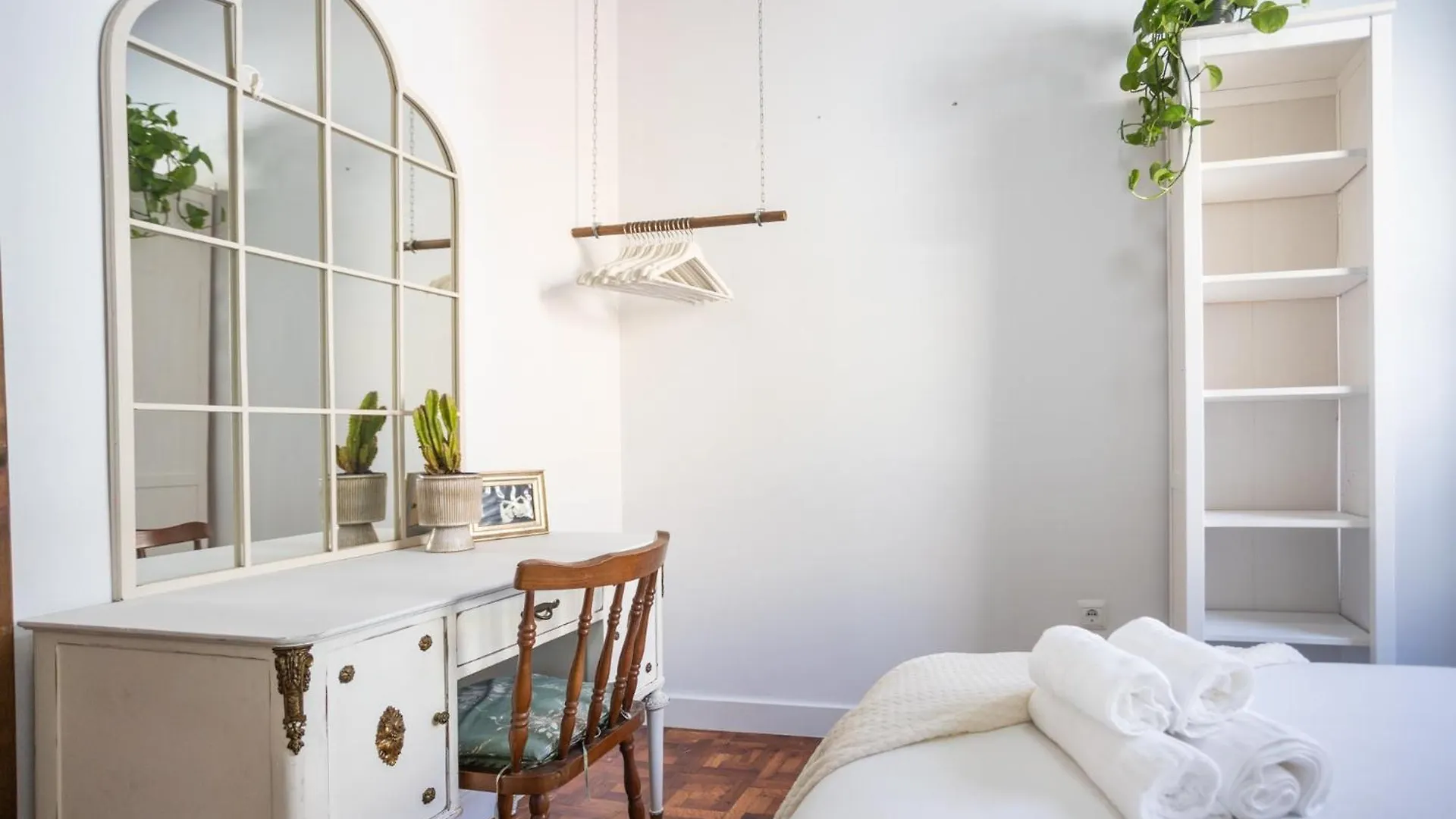 Naim Guest House Malaga Centro