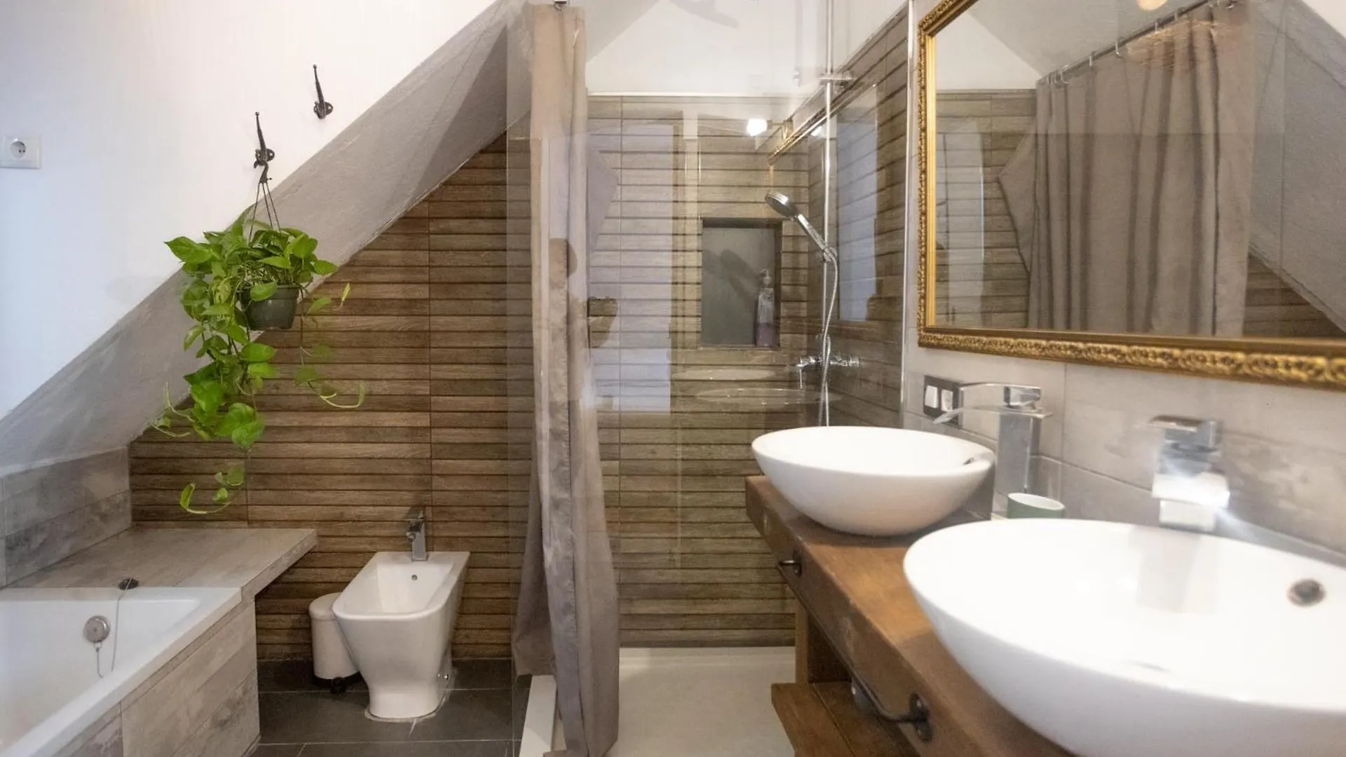 Naim Guest House Malaga Centro 0*,  Spain