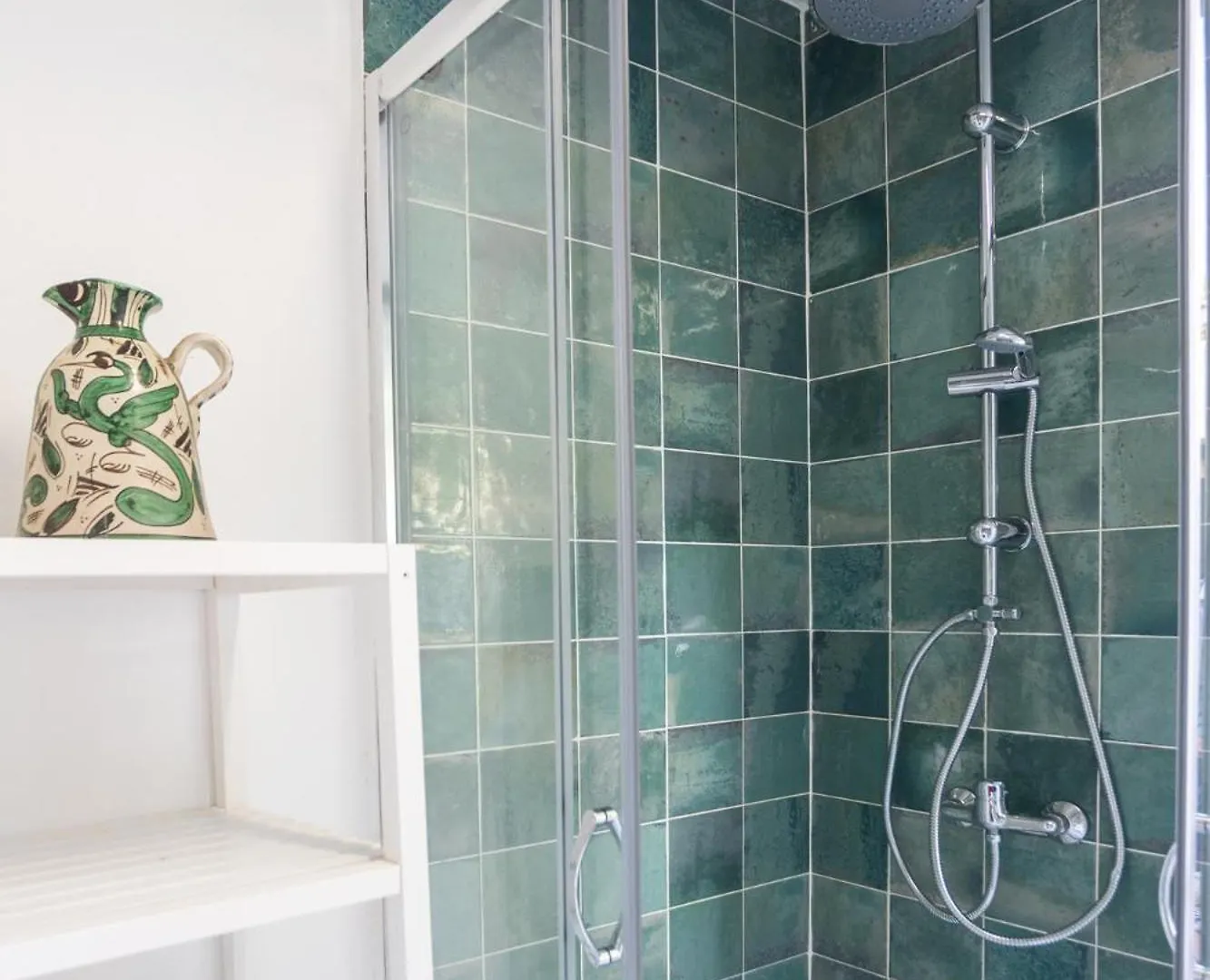 Naim Guest House Malaga Centro