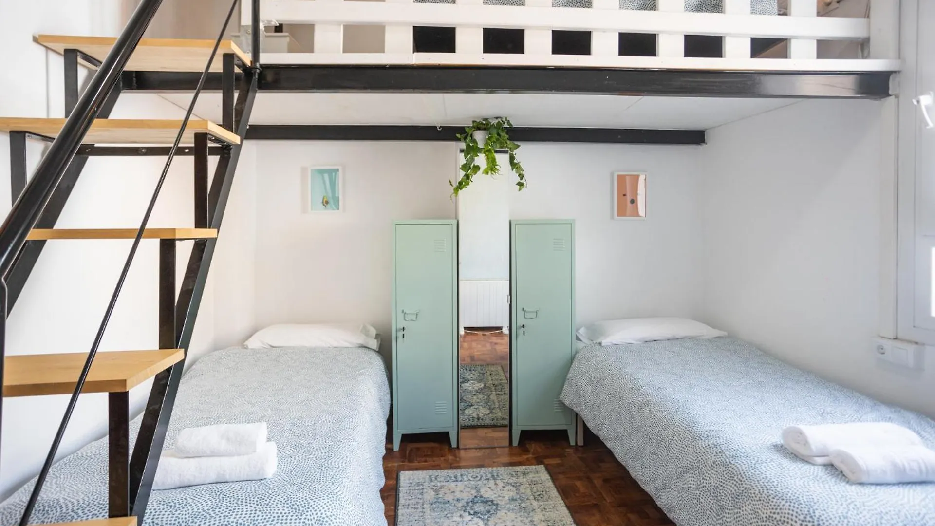Naim Guest House Malaga Centro