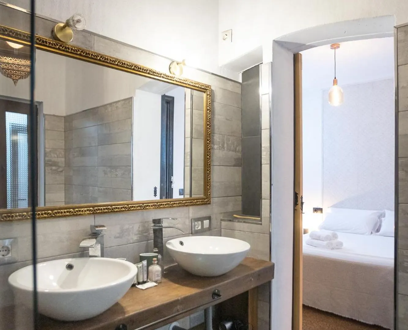 Naim Guest House Malaga Centro