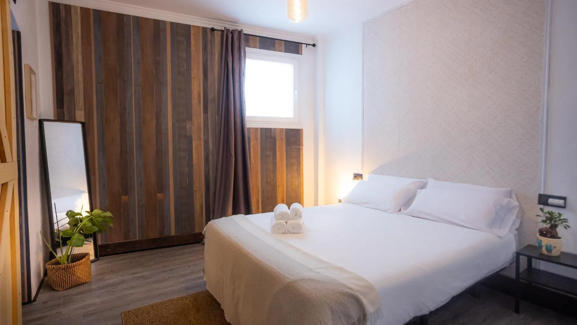 Naim Guest House Malaga Centro