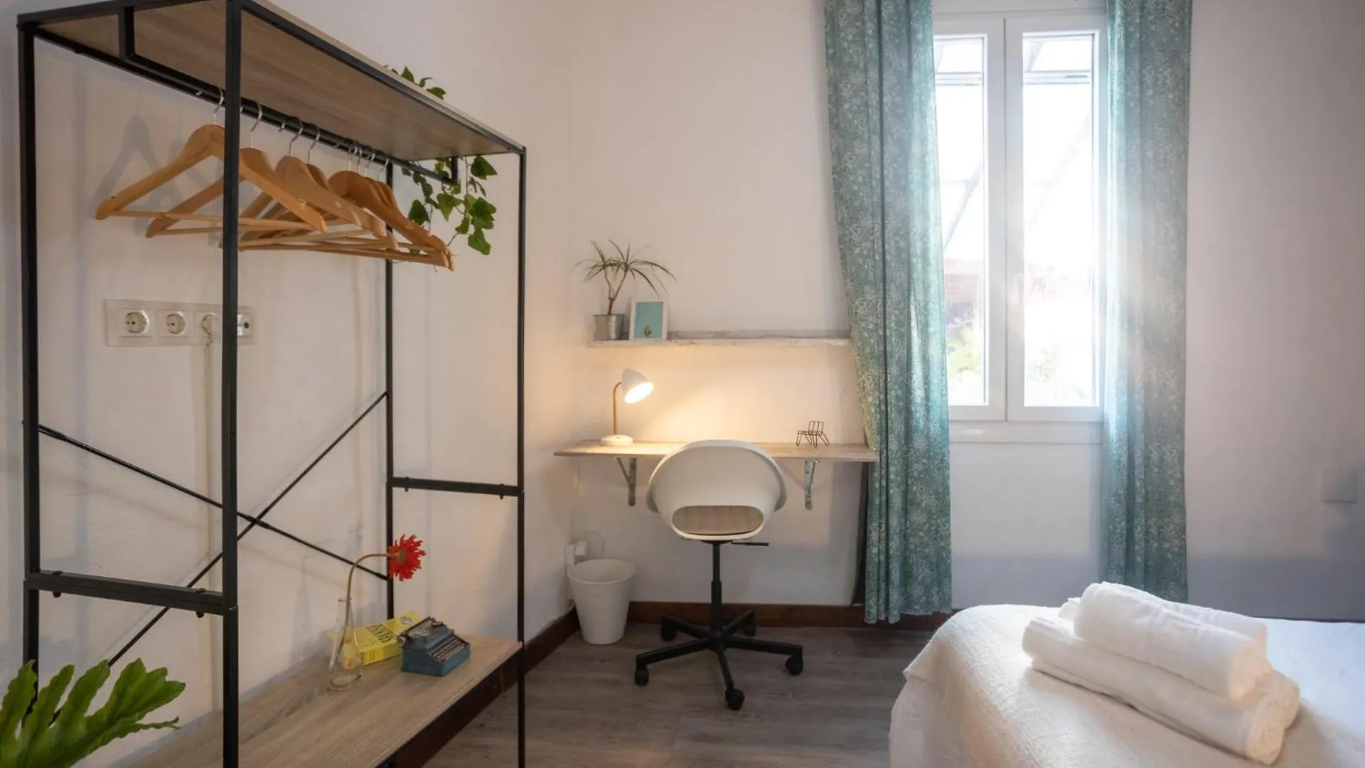 Naim Guest House Malaga Centro